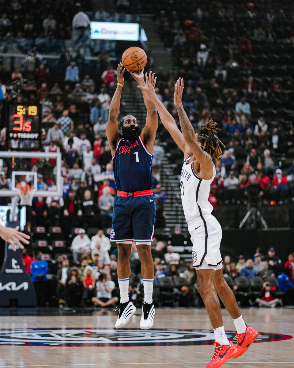 包含布鲁克林篮网赛前门线救险，志在英超名次提升，媒体盛赞，细节决定成败的词条