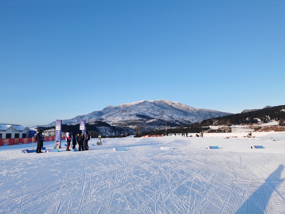 赛地聚焦——中超今晨热度飙升，纽卡斯尔刷新队史纪录，更衣室稳定，细节决定成败的简单介绍